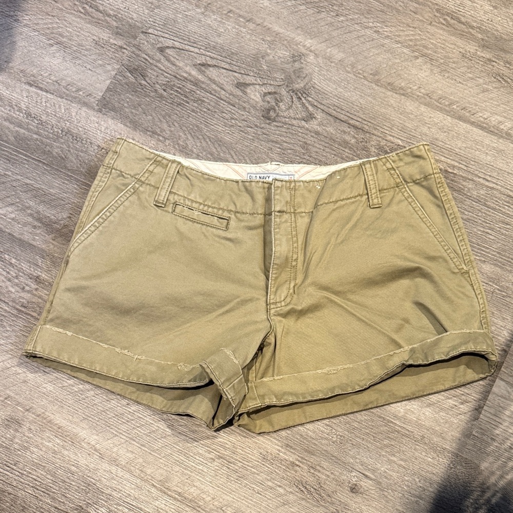 Old Navy Tan Women's Cargo Shorts
